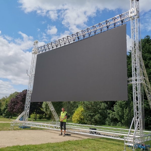 P3.91 Indoor Rental LED Panel for Corporate Events with Easy Assembly Design