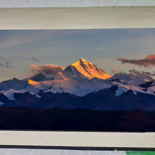 P2.5 LED Screen for Indoor Advertising with 640x480mm Cabinet